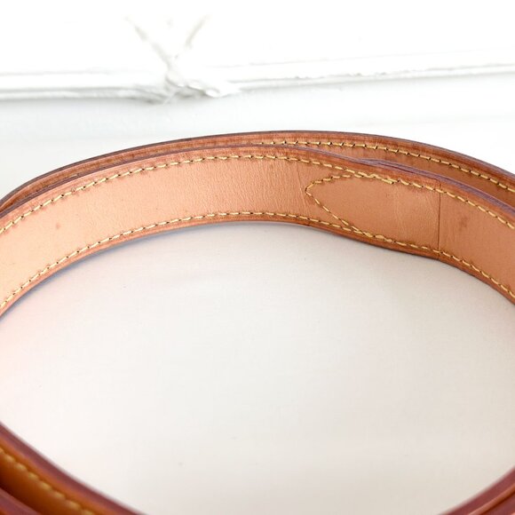 Louis Vuitton Baggy Shoulder Strap - Picture 5 of 16